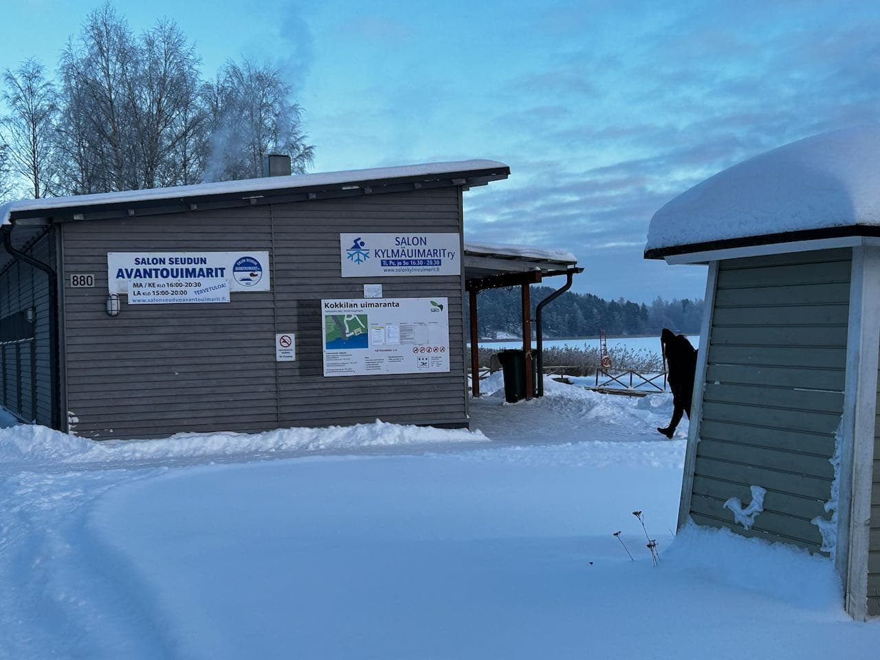 Kokkilan saunan sisääntulo